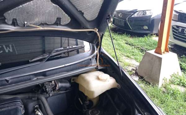 DAIHATSU XENIA