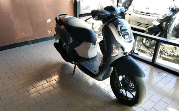 HONDA  SCOOPY