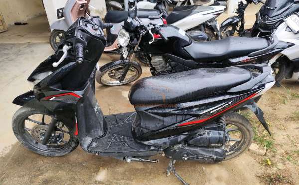 HONDA  BEAT