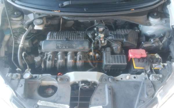 HONDA  BRIO  SATYA E