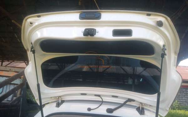 HONDA  BRIO  SATYA E