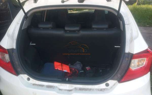 HONDA  BRIO  SATYA E