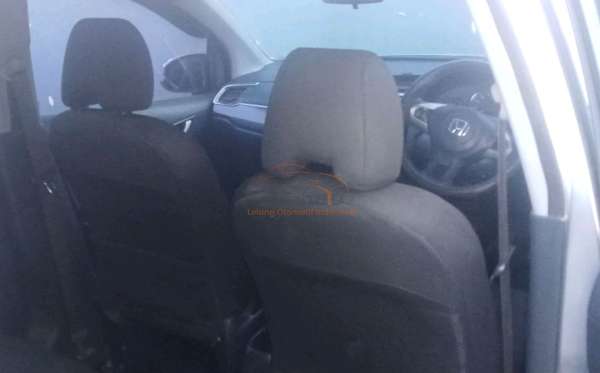 HONDA  BRV  1.5E