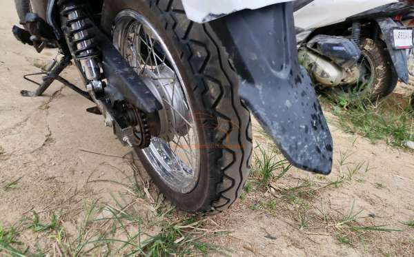 HONDA CB 150 Verza