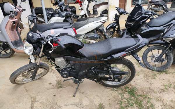 HONDA CB 150 Verza
