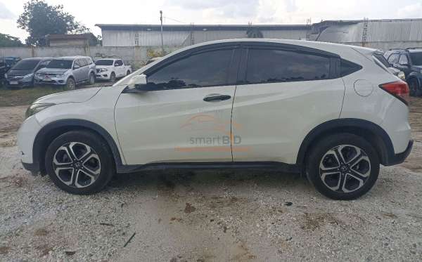 HONDA HRV RU1 1.5 E