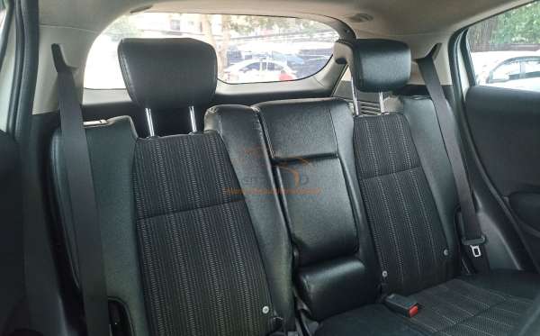 HONDA HRV RU1 1.5 E
