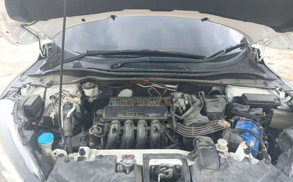 HONDA HRV RU1 1.5 E