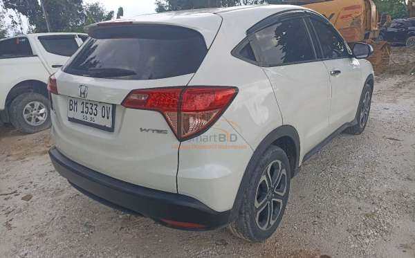 HONDA HRV RU1 1.5 E