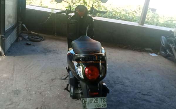 HONDA  SCOOPY