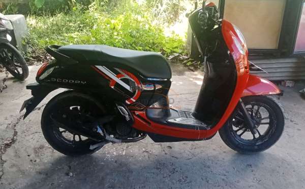 HONDA  SCOOPY