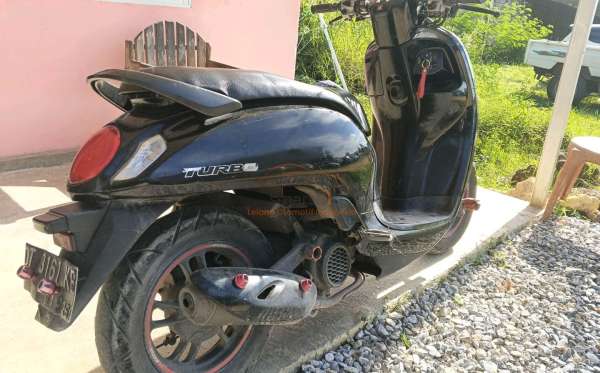 HONDA SCOOPY CW