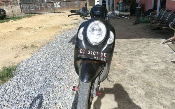 HONDA SCOOPY CW