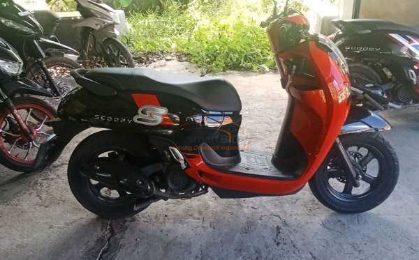 HONDA  SCOOPY