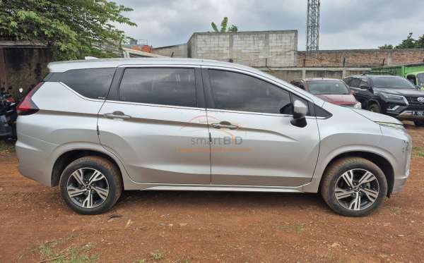 MITSUBISHI  XPANDER  1.5L