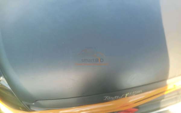 SUZUKI ERTIGA
