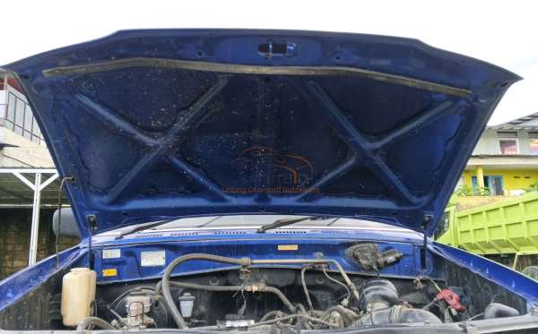 TOYOTA  KIJANG  KF83