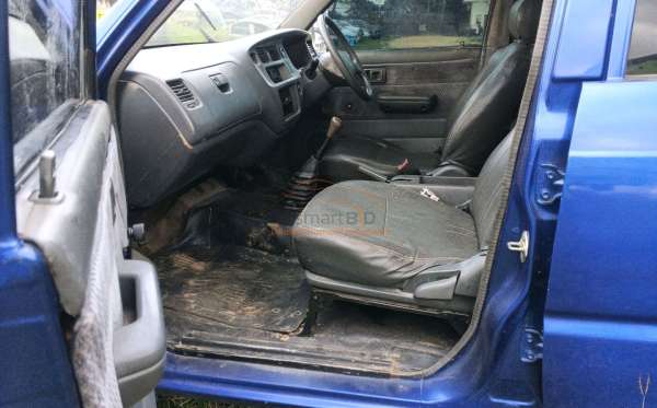 TOYOTA  KIJANG  KF83