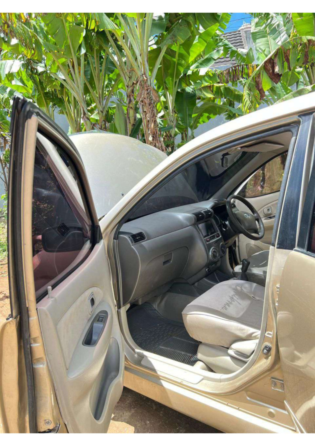 TOYOTA  AVANZA  1.3 G