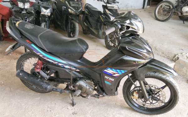 YAMAHA  JUPITER Z1
