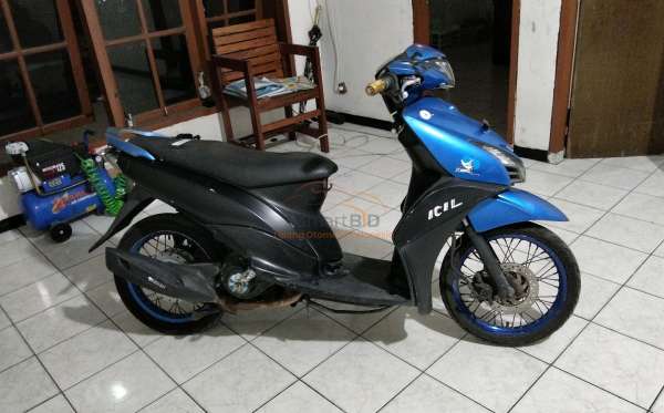 YAMAHA  MIO