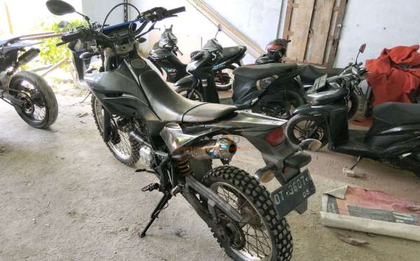 YAMAHA WR