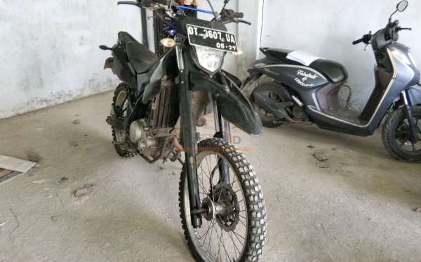 YAMAHA WR