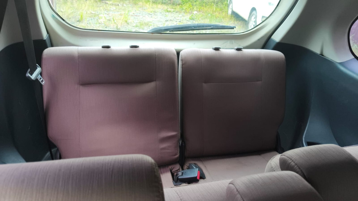 TOYOTA AVANZA 1.3 E