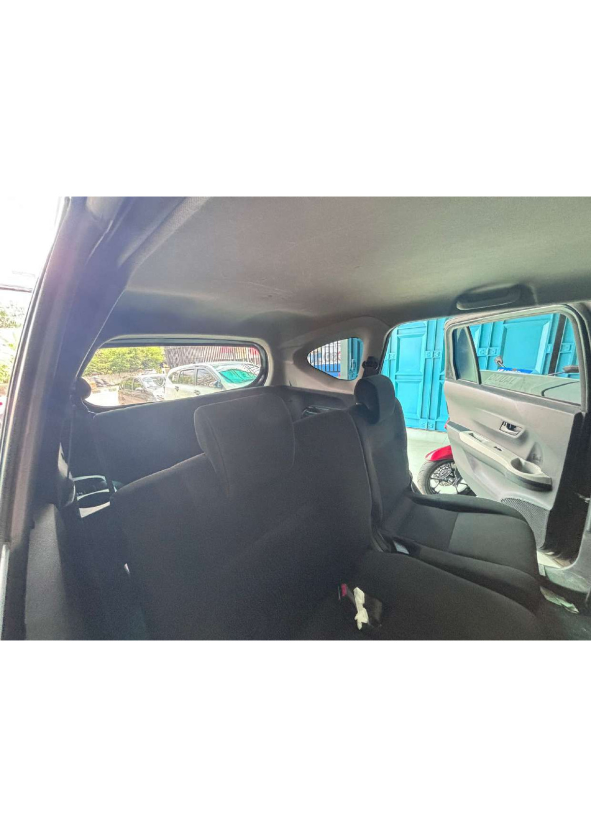 DAIHATSU  SIGRA  D