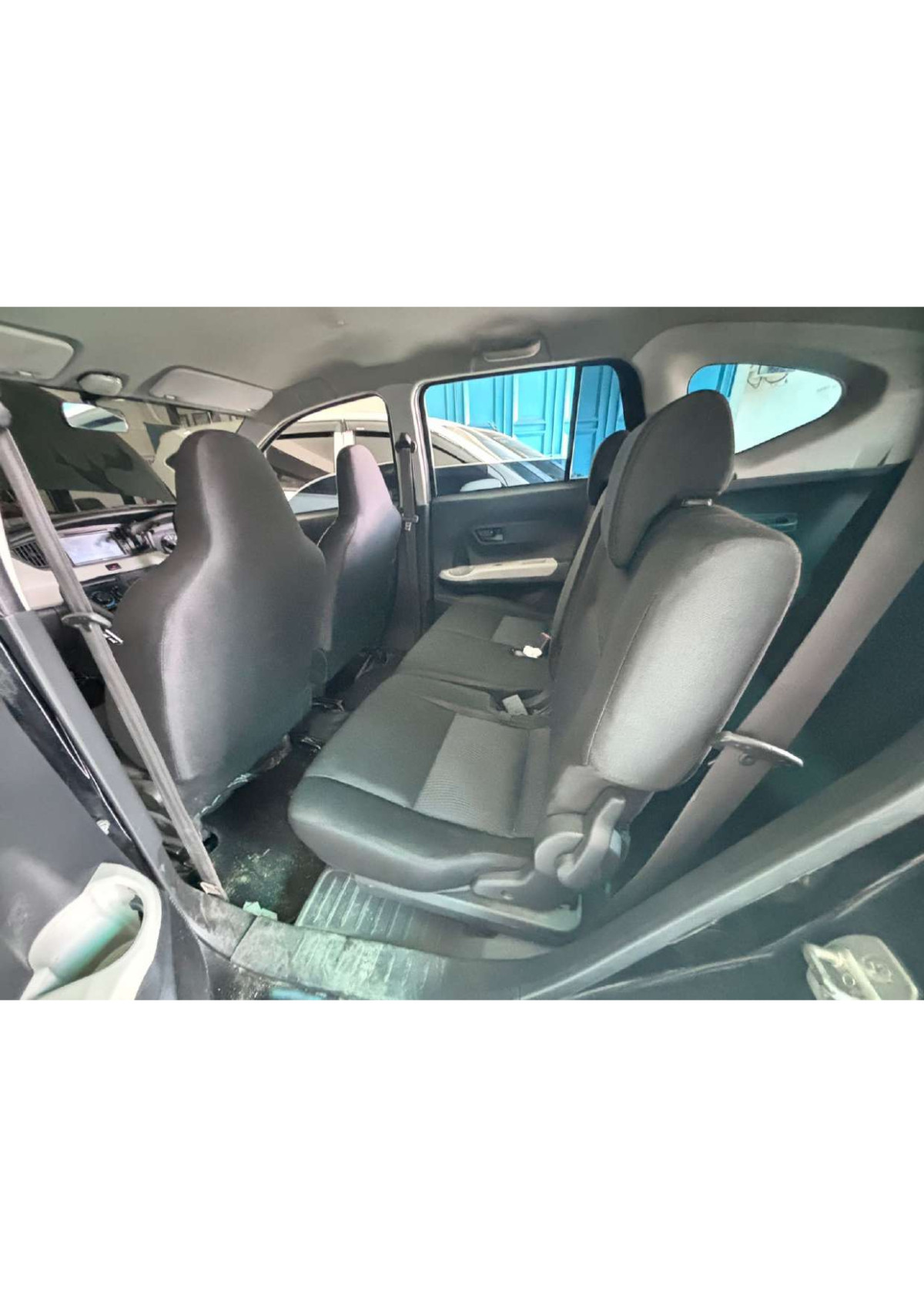 DAIHATSU  SIGRA  D