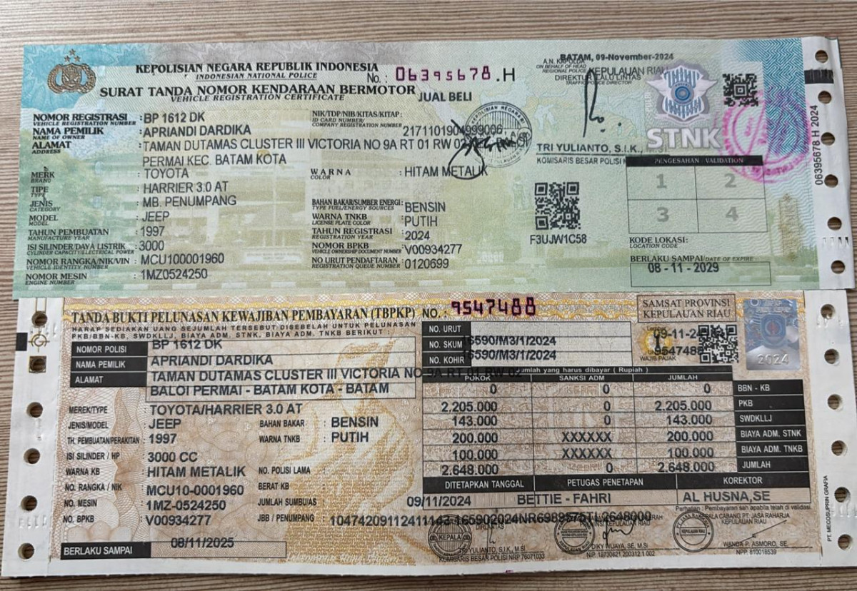 TOYOTA  HARRIER  3.0