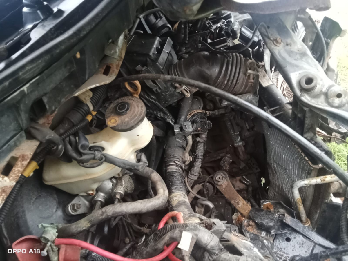 TOYOTA AVANZA 1.3 E