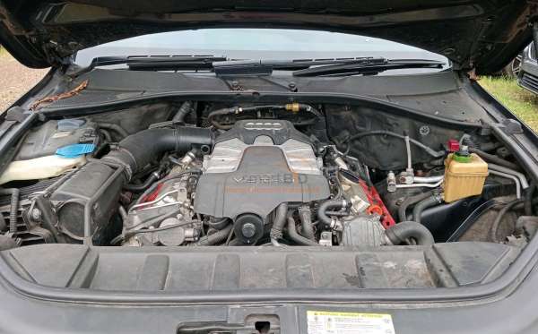AUDI Q7.30 TFSI