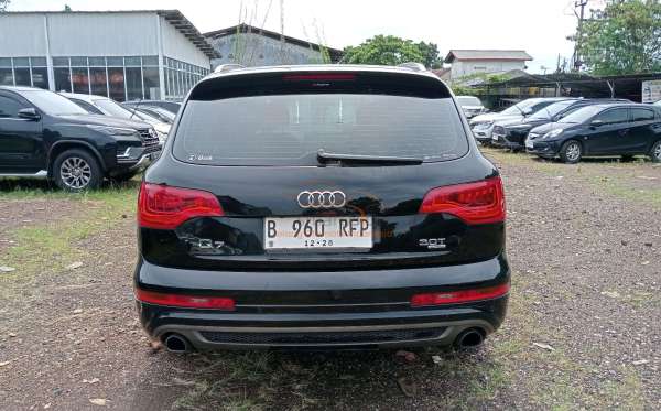 AUDI Q7.30 TFSI