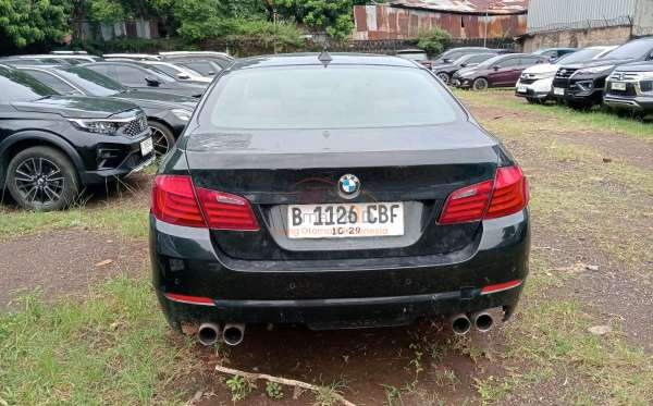 BMW M4 COUPE