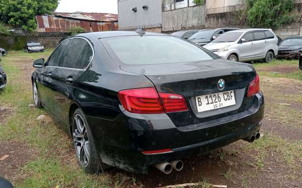 BMW M4 COUPE