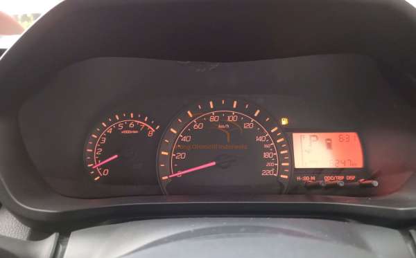 DAIHATSU AYLA 1.2R