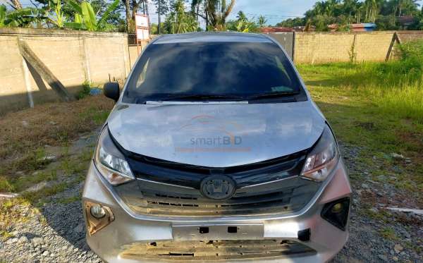 DAIHATSU SIGRA R