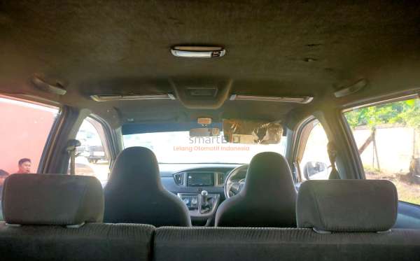 DAIHATSU SIGRA R