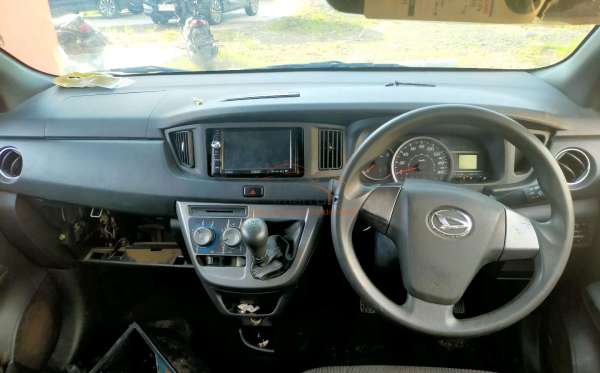 DAIHATSU SIGRA R