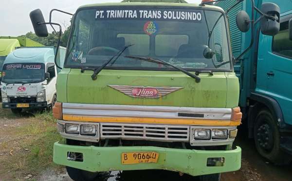 HINO FL 176 NA
