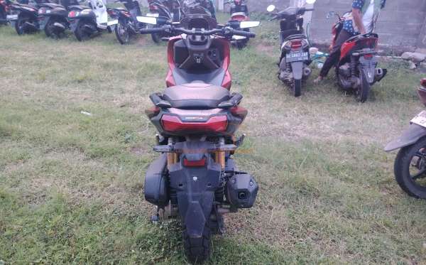 HONDA ADV 160 CBS