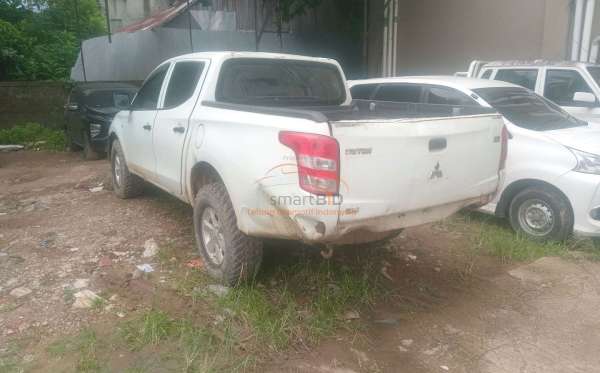 MITSUBISHI DC HDX 4X4