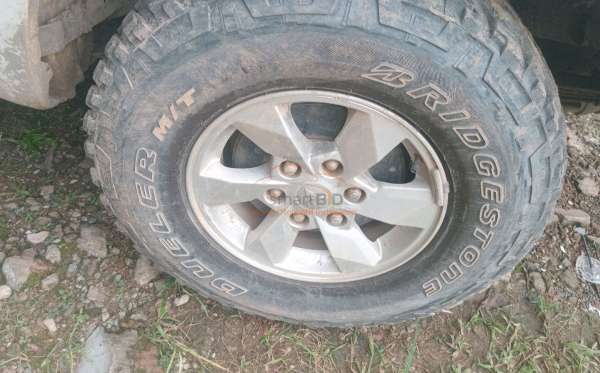 MITSUBISHI DC HDX 4X4