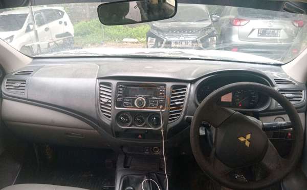 MITSUBISHI DC HDX 4X4