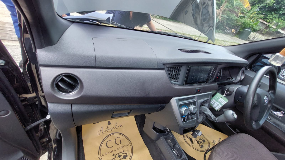 TOYOTA  CALYA  1.2 G M/T
