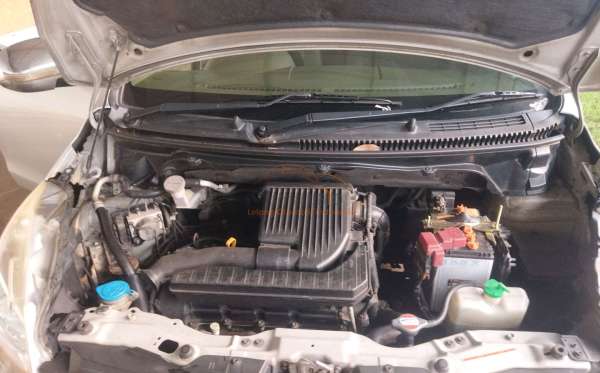 SUZUKI  ERTIGA
