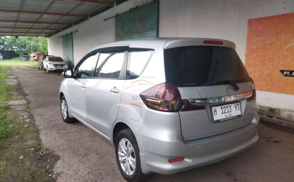 SUZUKI  ERTIGA