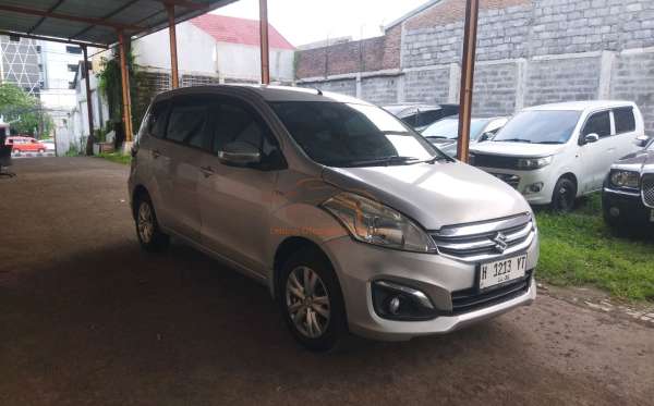 SUZUKI  ERTIGA