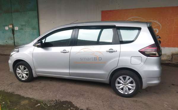 SUZUKI  ERTIGA